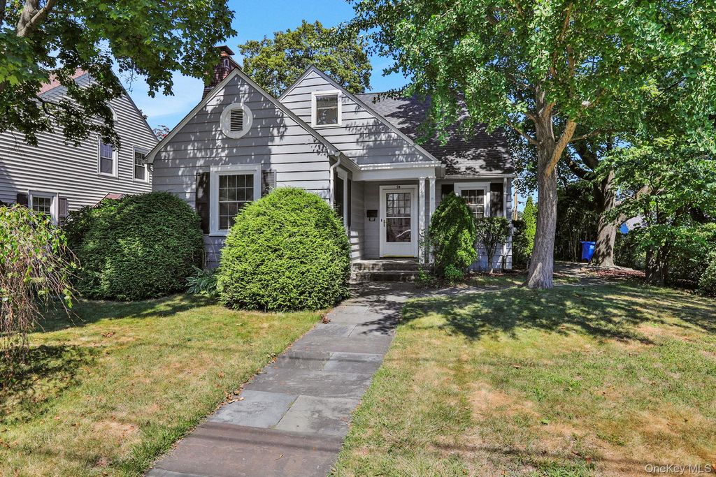 94 Roosevelt Avenue, Kingston, NY 12401