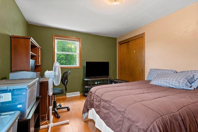 57 SOLAR CIRCLE, Appleton, WI 54915