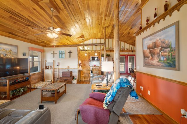 131 Turkey Ridge Rd, Summertown, TN 38483