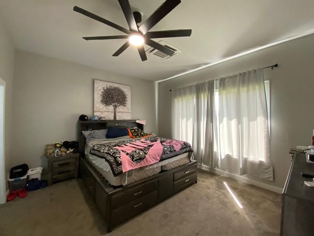 1740 Bay Oaks Drive, Albert Lea, MN 56007