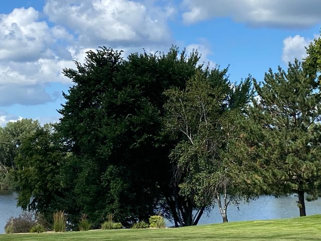 1740 Bay Oaks Drive, Albert Lea, MN 56007