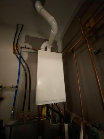 1740 Bay Oaks Drive, Albert Lea, MN 56007