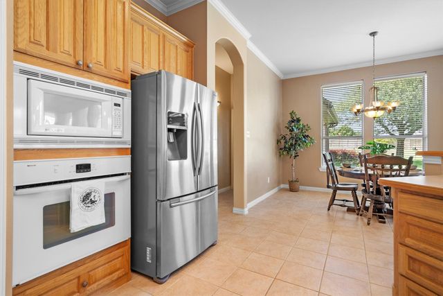 101 Indian Paint Drive, Justin, TX 76247