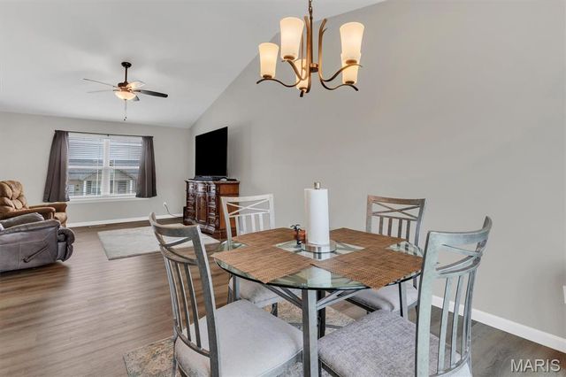912 Mohawk Court, Warrenton, MO 63383