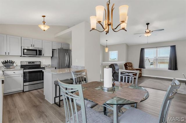 912 Mohawk Court, Warrenton, MO 63383
