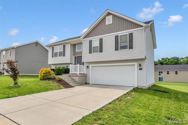 912 Mohawk Court, Warrenton, MO 63383