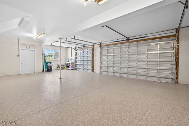 517 Lake Murex CIR, Sanibel, FL 33957