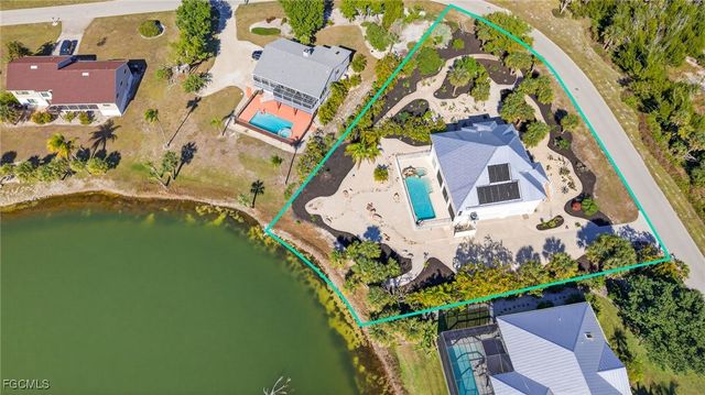 517 Lake Murex CIR, Sanibel, FL 33957