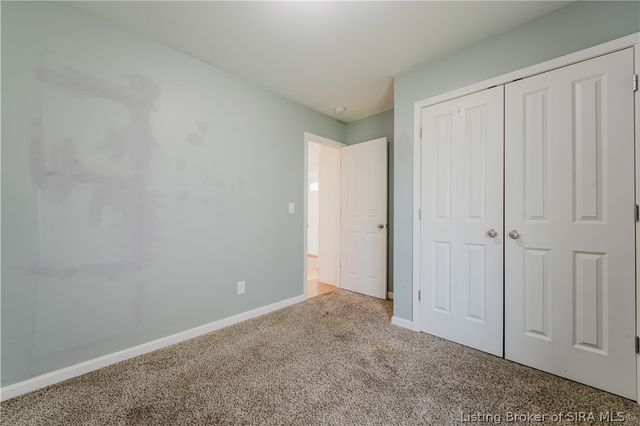 2225 Woodland Drive, Jeffersonville, IN 47130