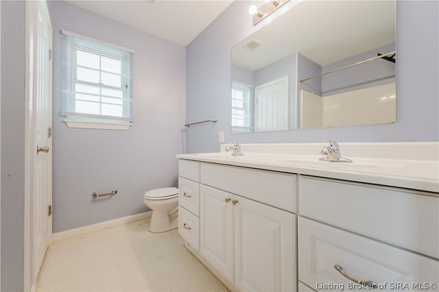 2225 Woodland Drive, Jeffersonville, IN 47130