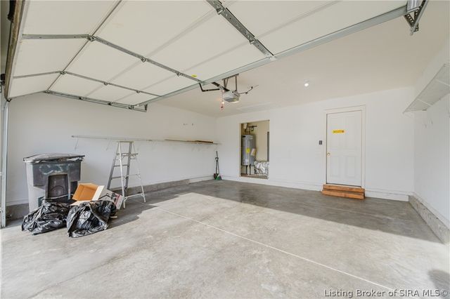 2225 Woodland Drive, Jeffersonville, IN 47130