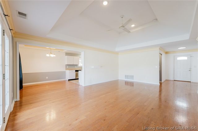 2225 Woodland Drive, Jeffersonville, IN 47130