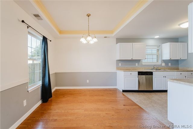 2225 Woodland Drive, Jeffersonville, IN 47130