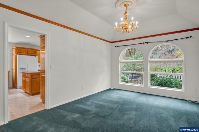 3475 Valley View Dr NW, Albany, OR 97321