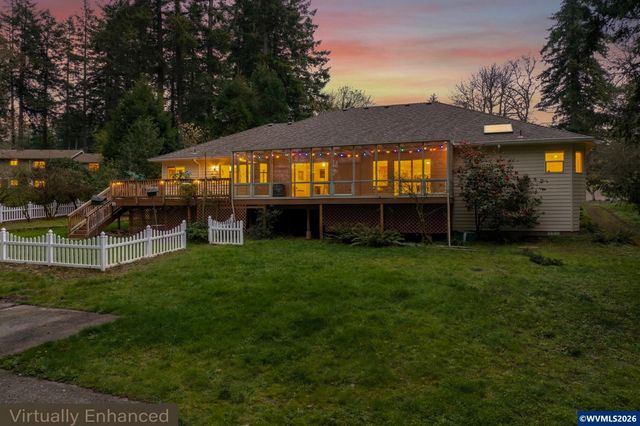 3475 Valley View Dr NW, Albany, OR 97321