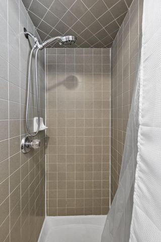 7394 Farm Dale Way, Sacramento, CA 95831