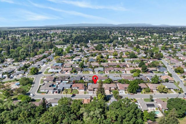 7394 Farm Dale Way, Sacramento, CA 95831