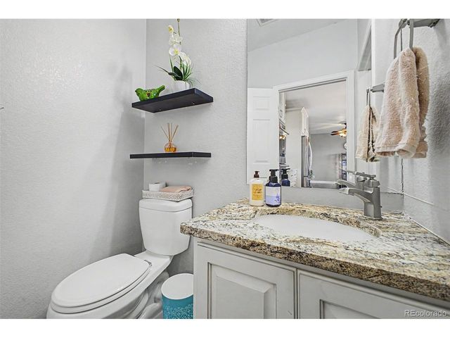 9815 Eagle Creek Cir, Commerce City, CO 80022