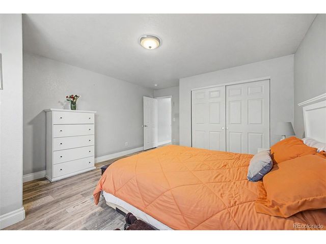 9815 Eagle Creek Cir, Commerce City, CO 80022