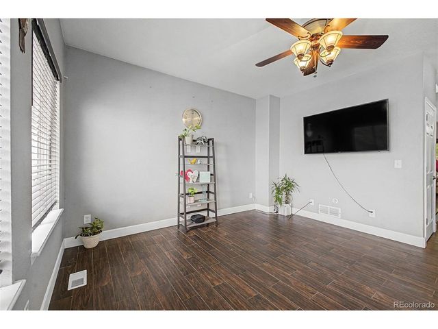 9815 Eagle Creek Cir, Commerce City, CO 80022