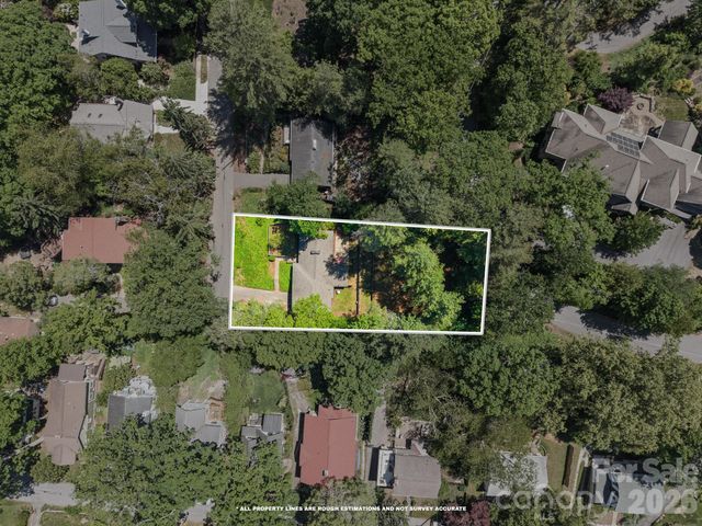 24 Warwick Place, Asheville, NC 28804