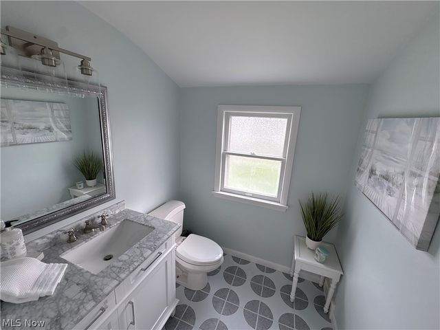 29508 Woodway Drive, Wickliffe, OH 44092