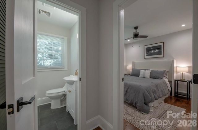 523 Kenlough Drive, Charlotte, NC 28209