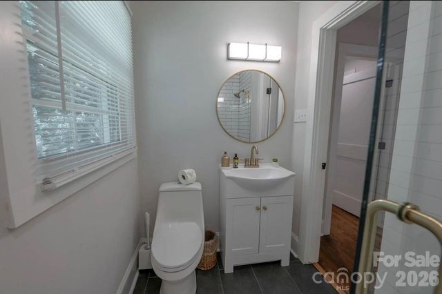 523 Kenlough Drive, Charlotte, NC 28209