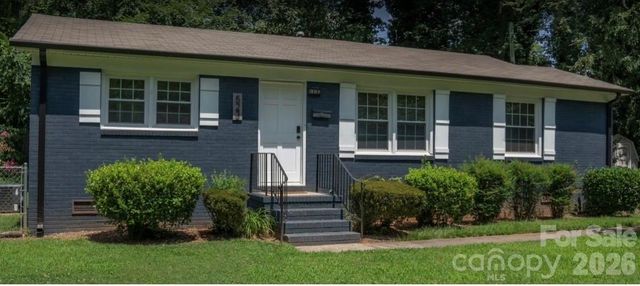 523 Kenlough Drive, Charlotte, NC 28209