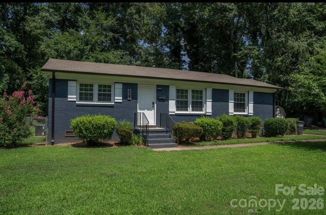 523 Kenlough Drive, Charlotte, NC 28209
