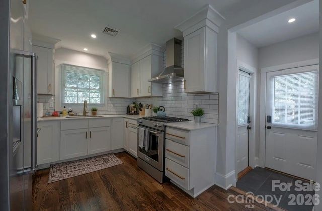 523 Kenlough Drive, Charlotte, NC 28209