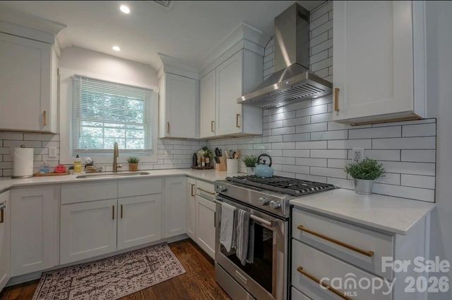 523 Kenlough Drive, Charlotte, NC 28209