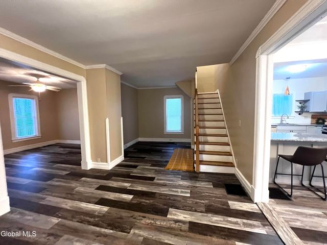 21 Wells Street, Gloversville, NY 12078