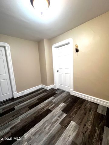 21 Wells Street, Gloversville, NY 12078