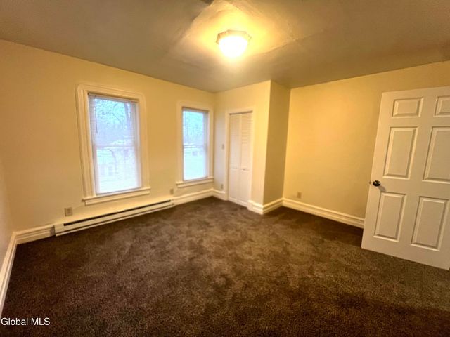 21 Wells Street, Gloversville, NY 12078