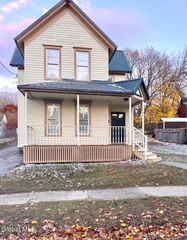 21 Wells Street, Gloversville, NY 12078