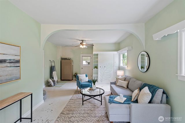 135 NW Walker Road, Poulsbo, WA 98370