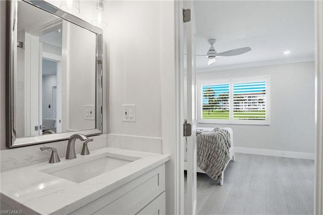 9 High Point CIR N 108, Naples, FL 34103