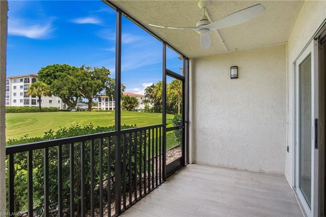 9 High Point CIR N 108, Naples, FL 34103