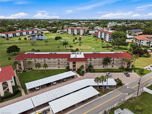 9 High Point CIR N 108, Naples, FL 34103