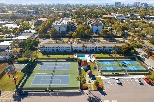9 High Point CIR N 108, Naples, FL 34103
