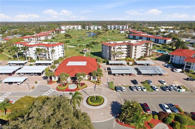 9 High Point CIR N 108, Naples, FL 34103