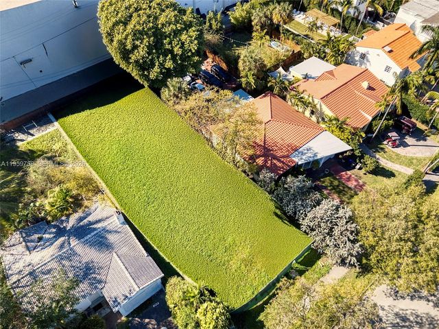 1728 Lenox Ave, Miami Beach, FL 33139