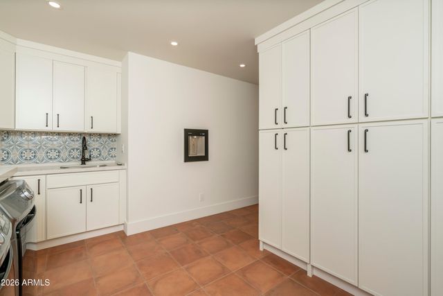 8570 E PEPPER TREE Lane, Scottsdale, AZ 85250