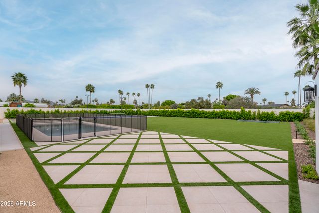 8570 E PEPPER TREE Lane, Scottsdale, AZ 85250