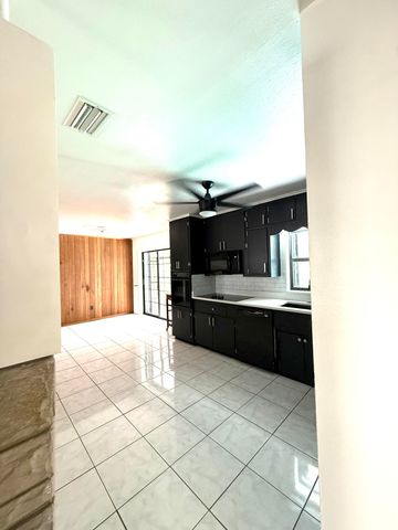 4221 Rose Lane, Fort Pierce, FL 34982