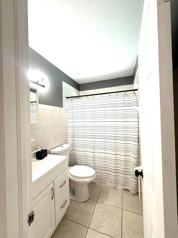 4221 Rose Lane, Fort Pierce, FL 34982