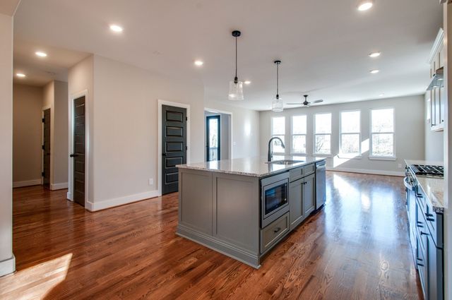 1905B Seminole Ave, Nashville, TN 37211