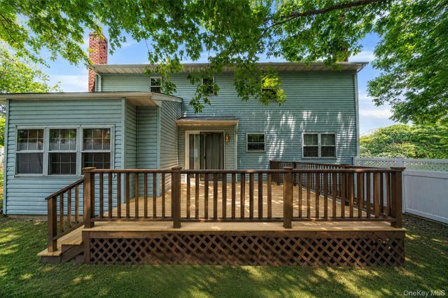 300 Browns Road, Nesconset, NY 11767
