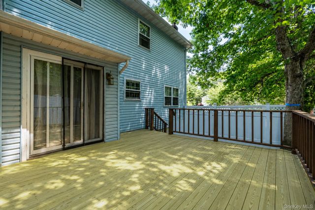 300 Browns Road, Nesconset, NY 11767